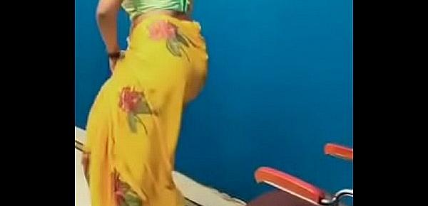  Swathi naidu sexy dance in saree